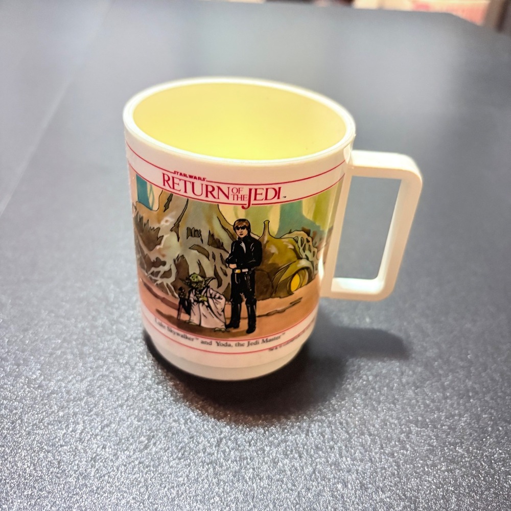 Vintage 1980's Star Wars Return Of The Jedi Deka Plastic Mug Luke Vader Yoda Cup